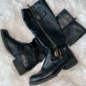 Black riding boots